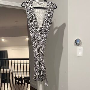 Diane Von Furstenberg Monochrome Patterned Midi Dress